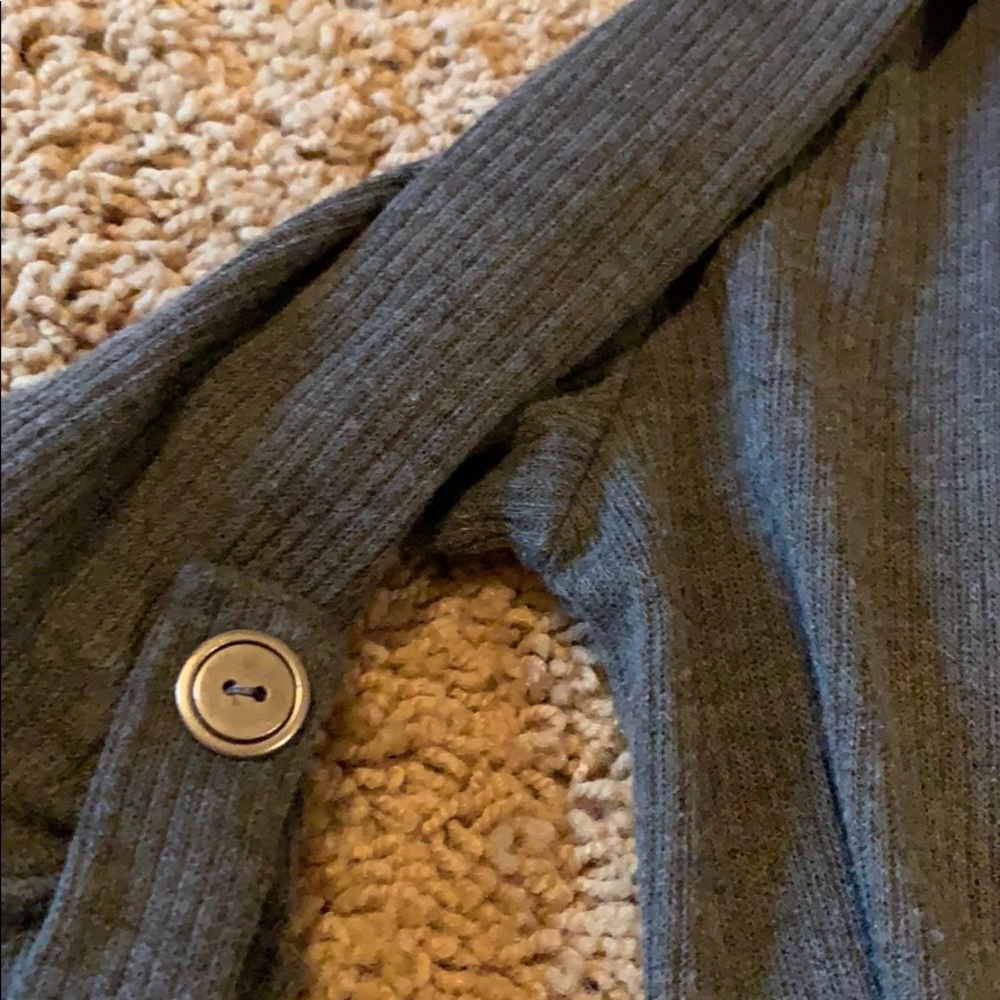 Gray belted cardigan - Picture 4 of 6